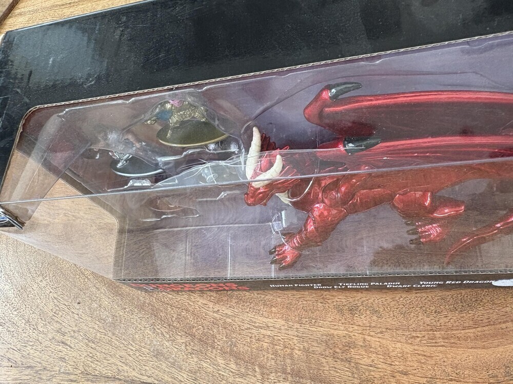 Dungeons & Dragons Die-Cast Figure Multipack Young Red Dragon 31694 - Picture 5 of 6